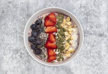 Acai Superfood Yogurt Bowl Acai Superfood Yogurt Bowl