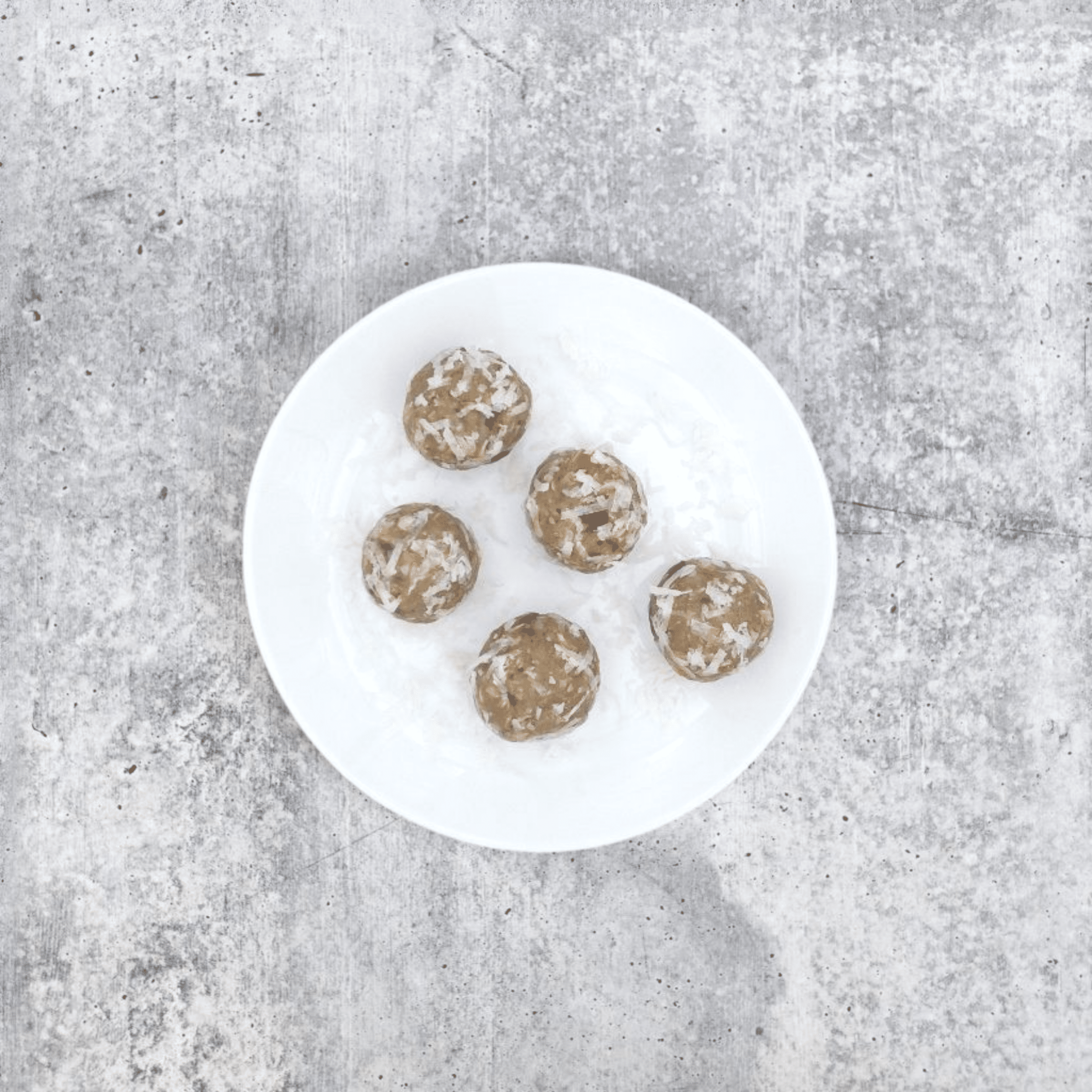Cognition Superfood Bites: Rum Cake & Lion's Mane