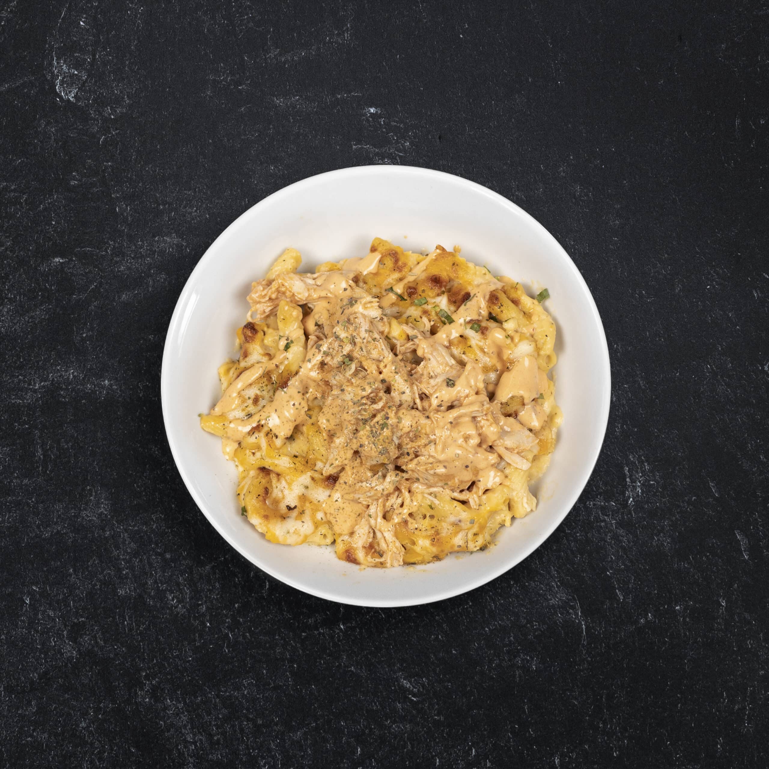 Buffalo Chicken Cauliflower Mac & Cheese
