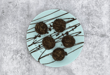 Free De-Stress Superfood Bites: Triple Chocolate & Ashwagandha