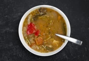 Organic Bone Broth Soup: Hearty Chicken & Garden Veggie