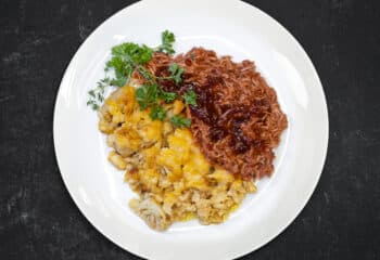 Free Smoked Gouda Cauliflower Mac & Cheese with BBQ Pulled Chicken
